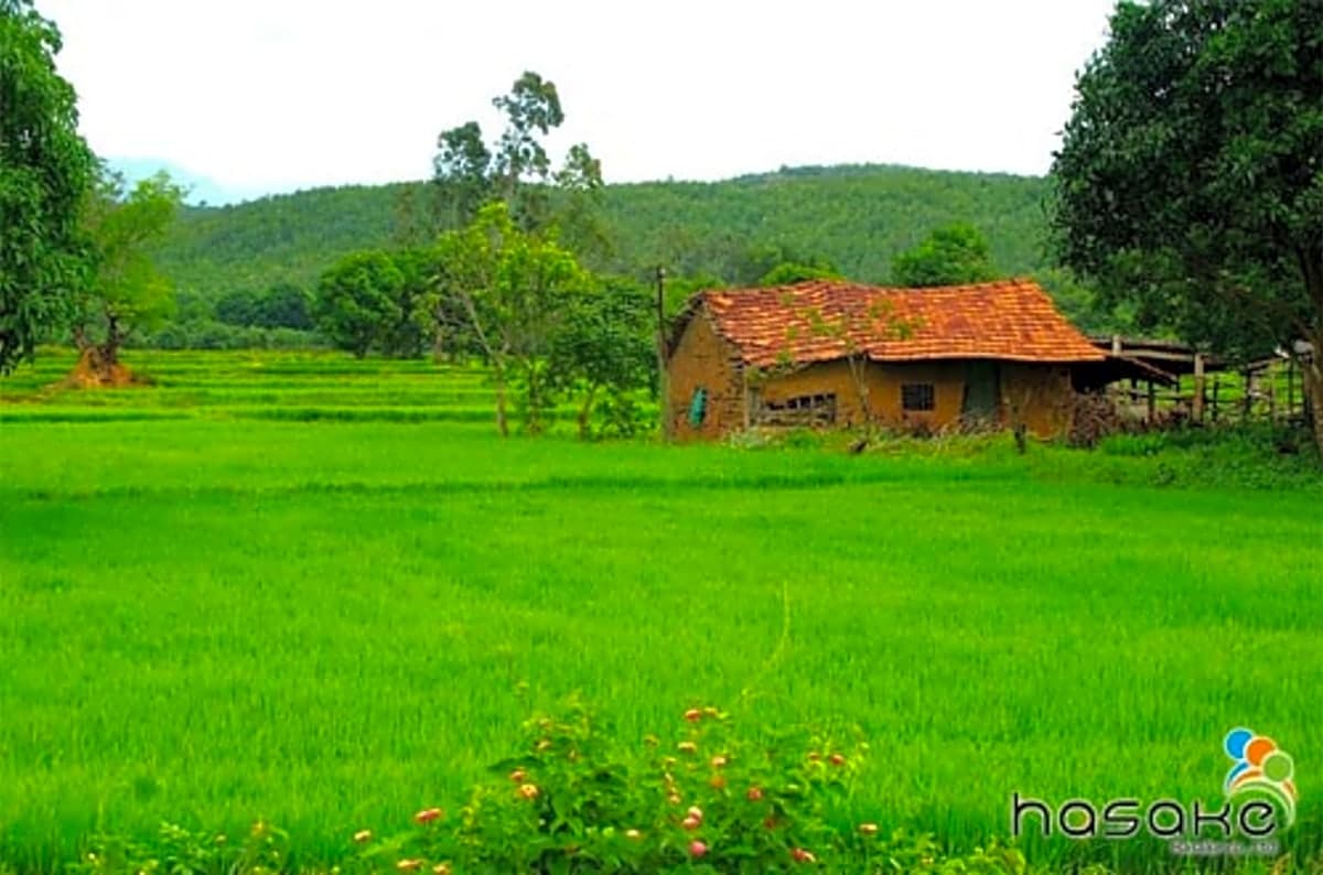 Xây trường cho trẻ em tại các vùng quê nghèo