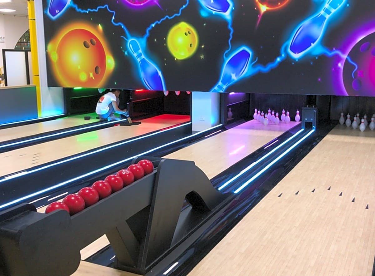 Dịch vụ thiết bị hệ thống bowling