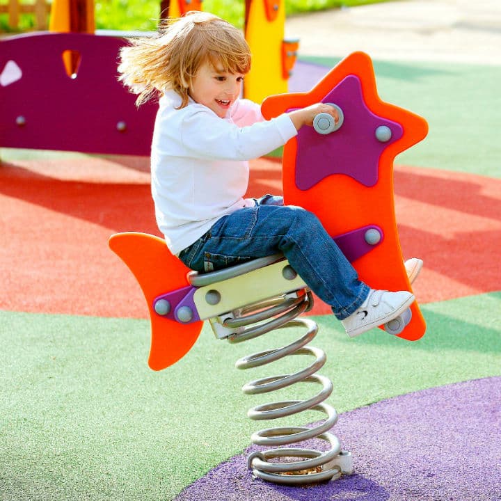 4 loại thiết bị phù hợp cho sân chơi nhỏ